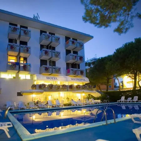 ホテル Metropol 3*