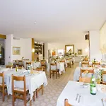 Metropol 3*