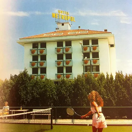 Metropol Hotell