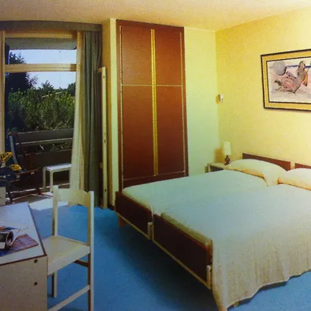 Metropol 3*
